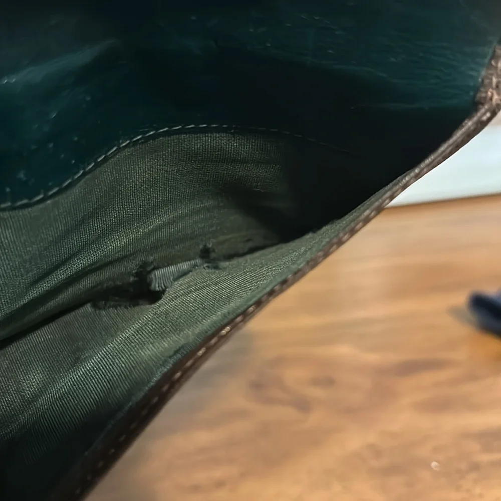 Vintage Gucci Wallet - Picture 10 of 10